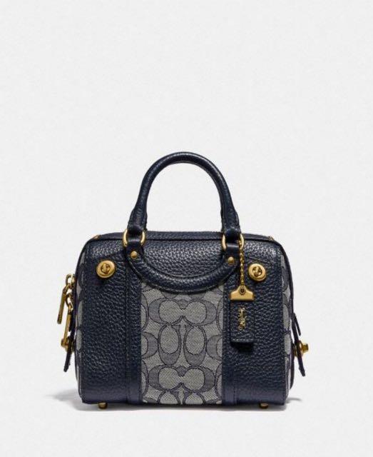 coach lark bag 19 in signature jacquard