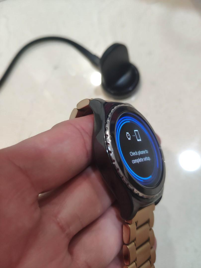 Beautiful Samsung Gear S2 with Rose Gold Stainless Chain