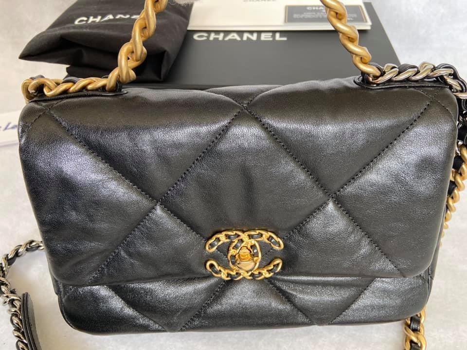 Chanel 19 - IT bag đang làm chao đảo giới chơi hàng hiệu, mê hoặc