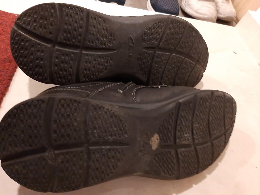 clarks shoes material