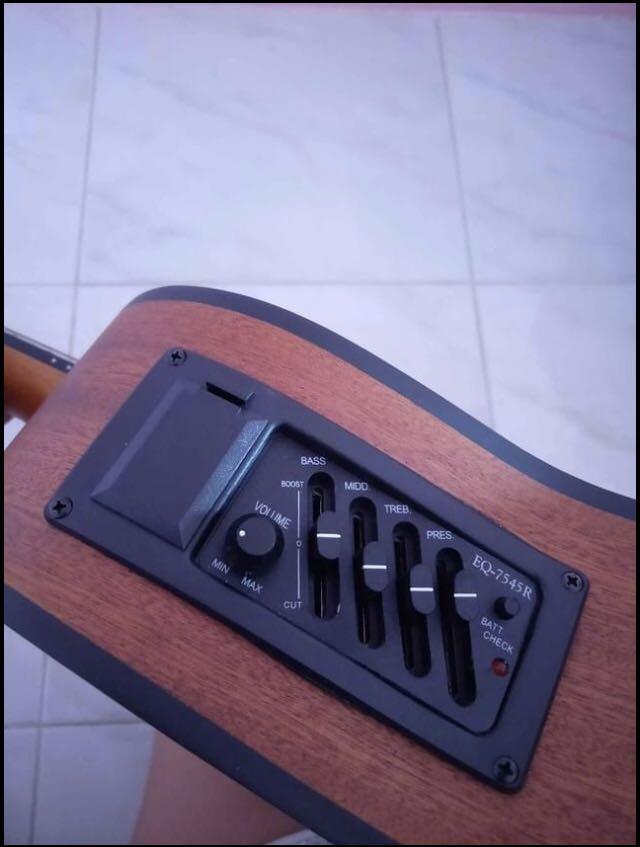 Cranberries 36 inch Acoustic Travel Guitar with Pick Up and Truss Rod, Hobbies & Toys, Music