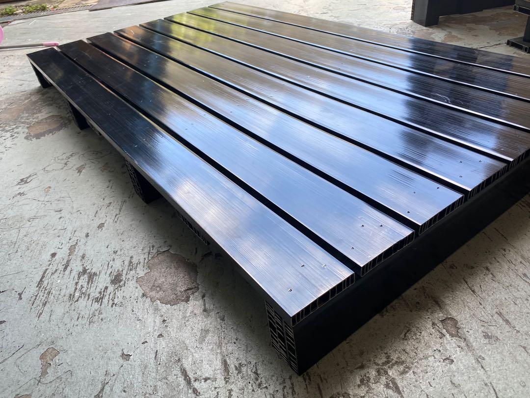 Made in SG PVC PALLET industrial design balcony filler, Furniture