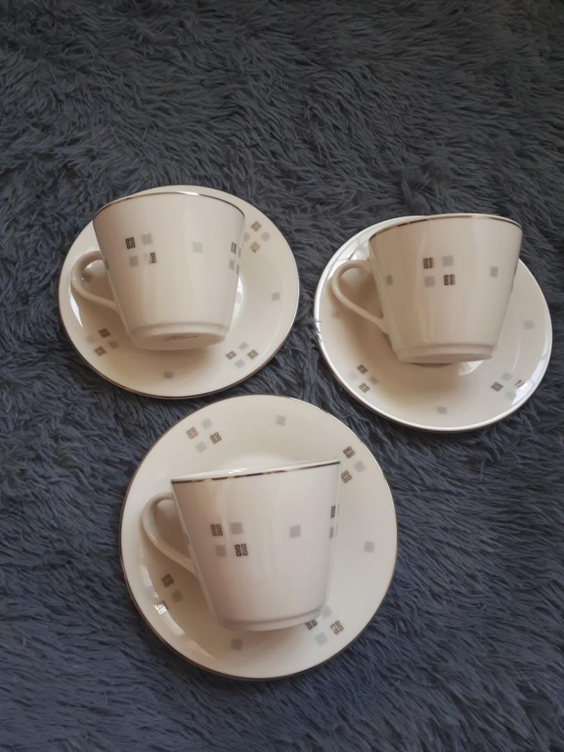 Givenchy Logo Tea Cups&Saucer (Category: Coffee Machines & Makers) located in Porac. Submitted by d_m_p_2 (Listing ID 1040556425, Image 1). Description: Givenchy Logo Tea Cups&Saucer SALE!!!Original price: P2,100/Set NOW TAKE ALL FOR ONLY P5,500 Set of 3 Unused no box 📍Angeles City.