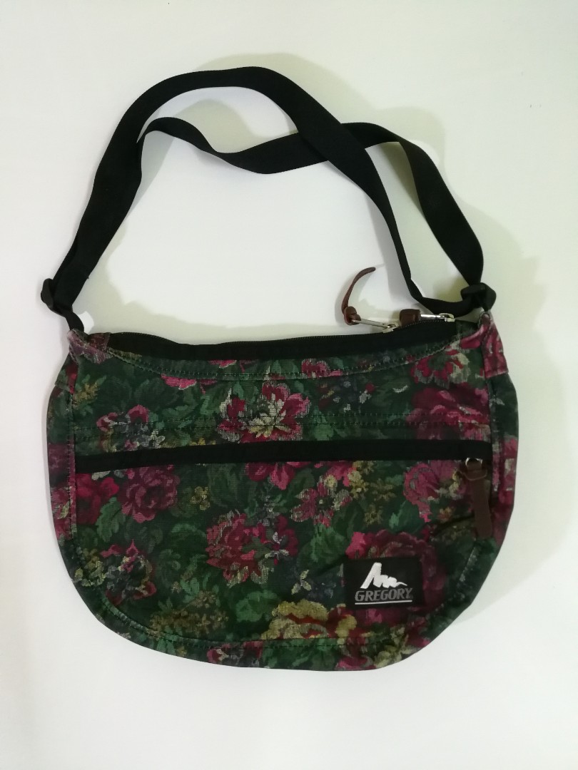 Gregory satchel sale size s