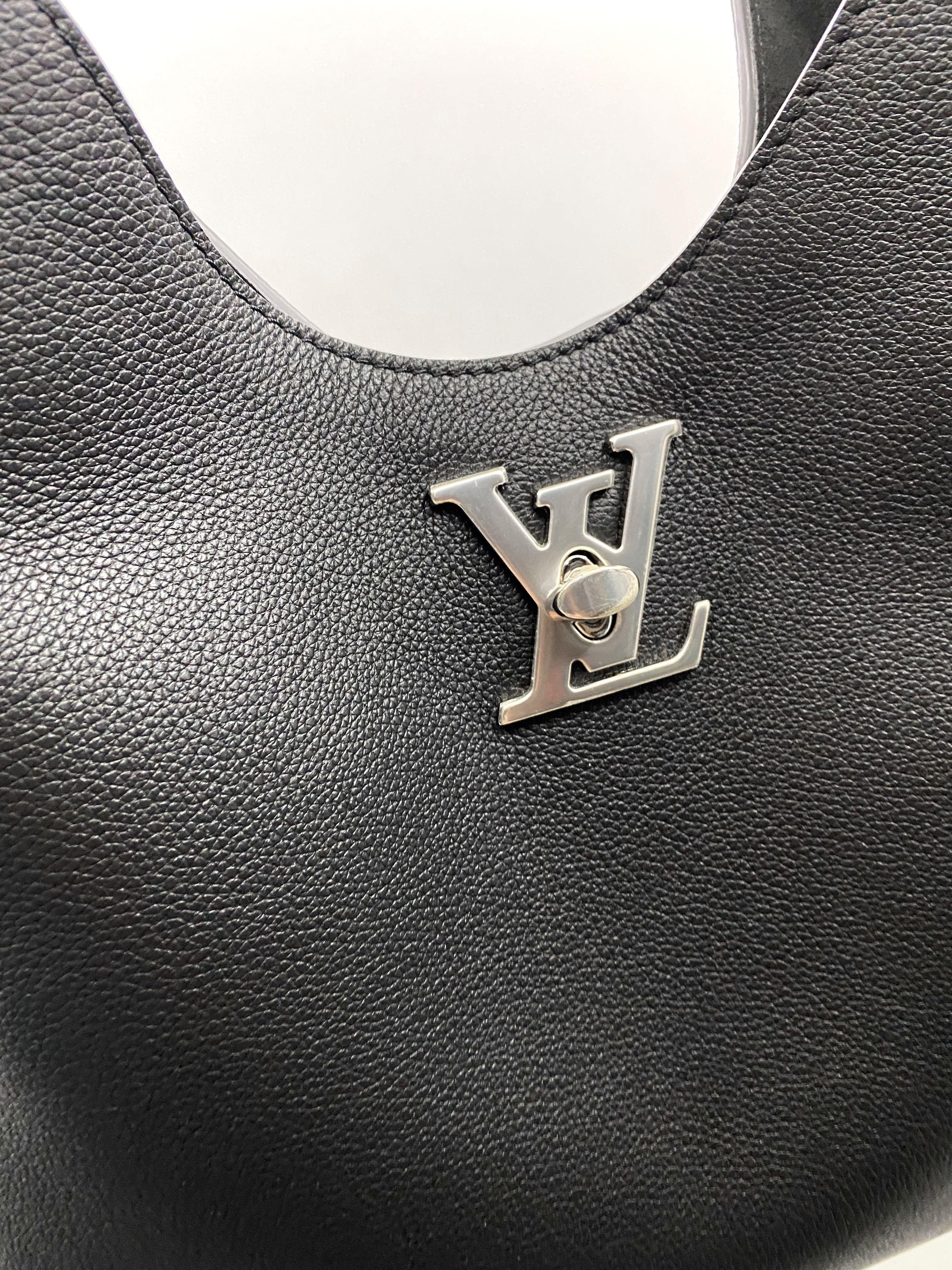 Louis Vuitton Lockme Hobo (SHG-gCSg3x) – LuxeDH