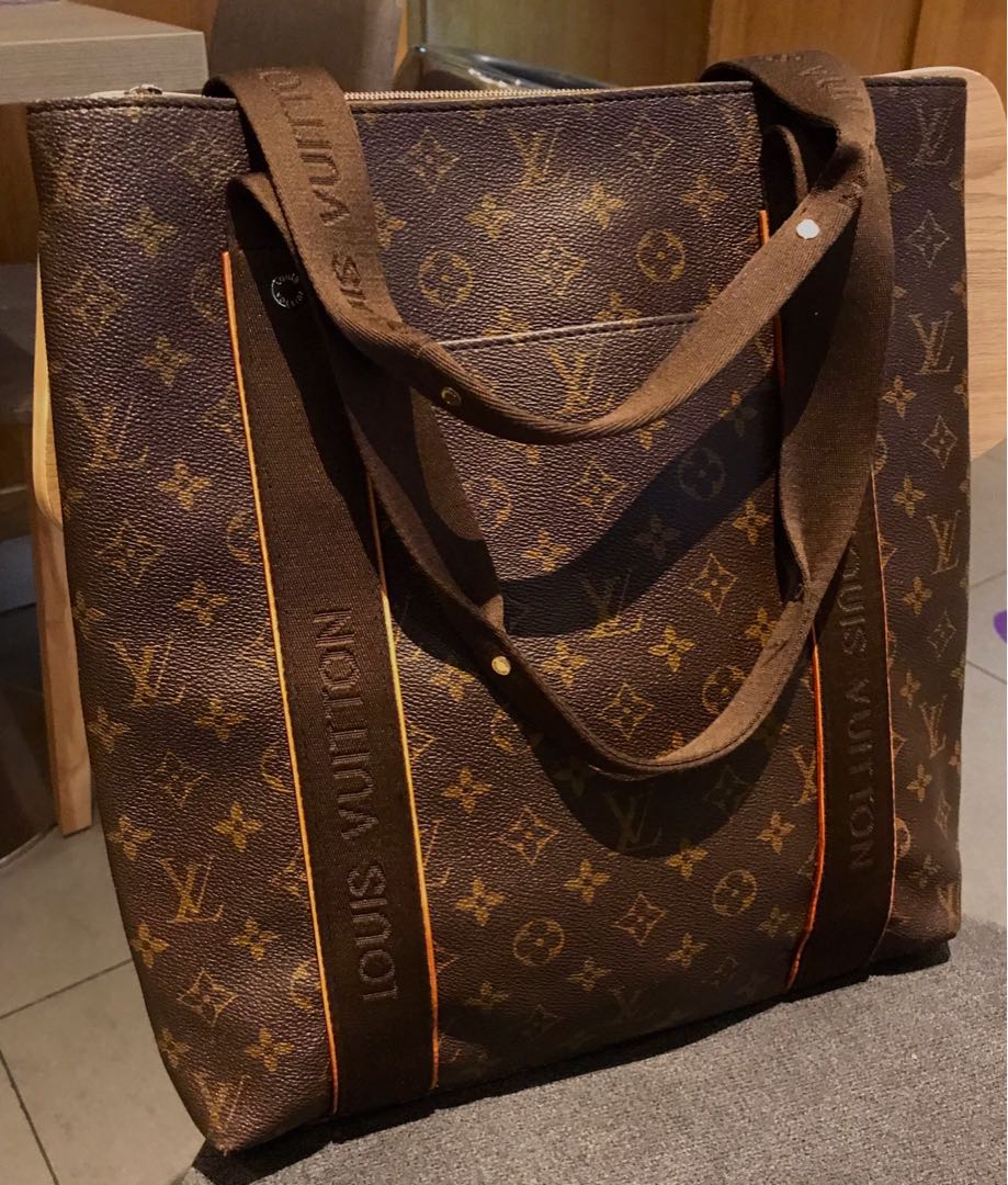 LOUIS VUITTON Monogram Kababobur Tote Bag (VINTAGE), Luxury, Bags & Wallets  on Carousell
