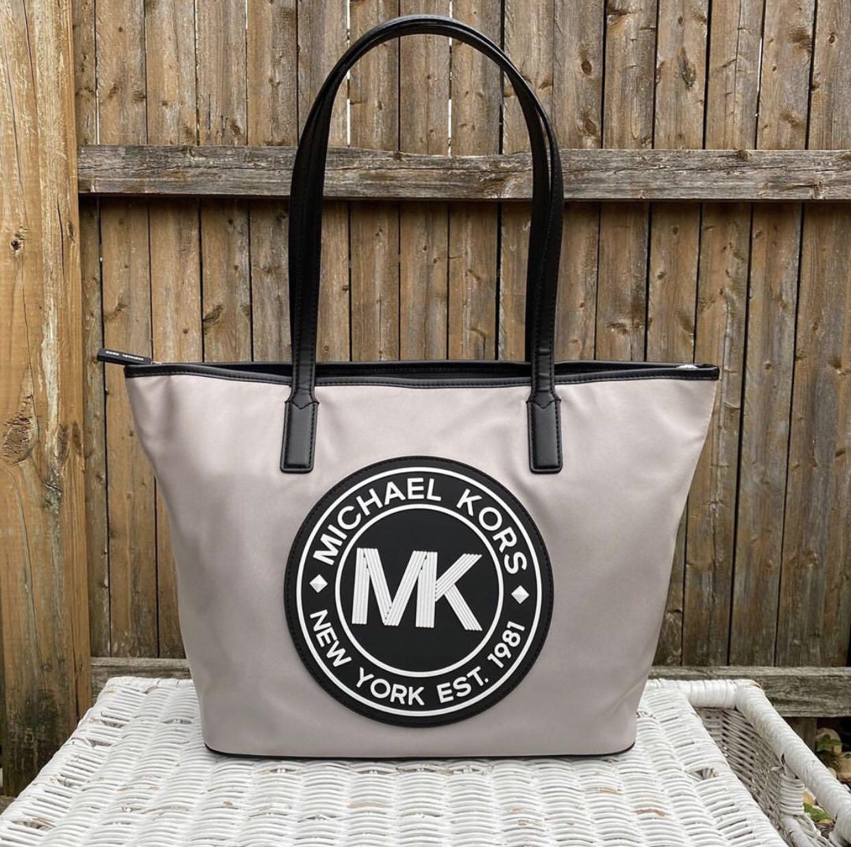 ORIGINAL MK Michael Kors Tote bag, Women's Fashion, Bags & Wallets, Tote  Bags on Carousell