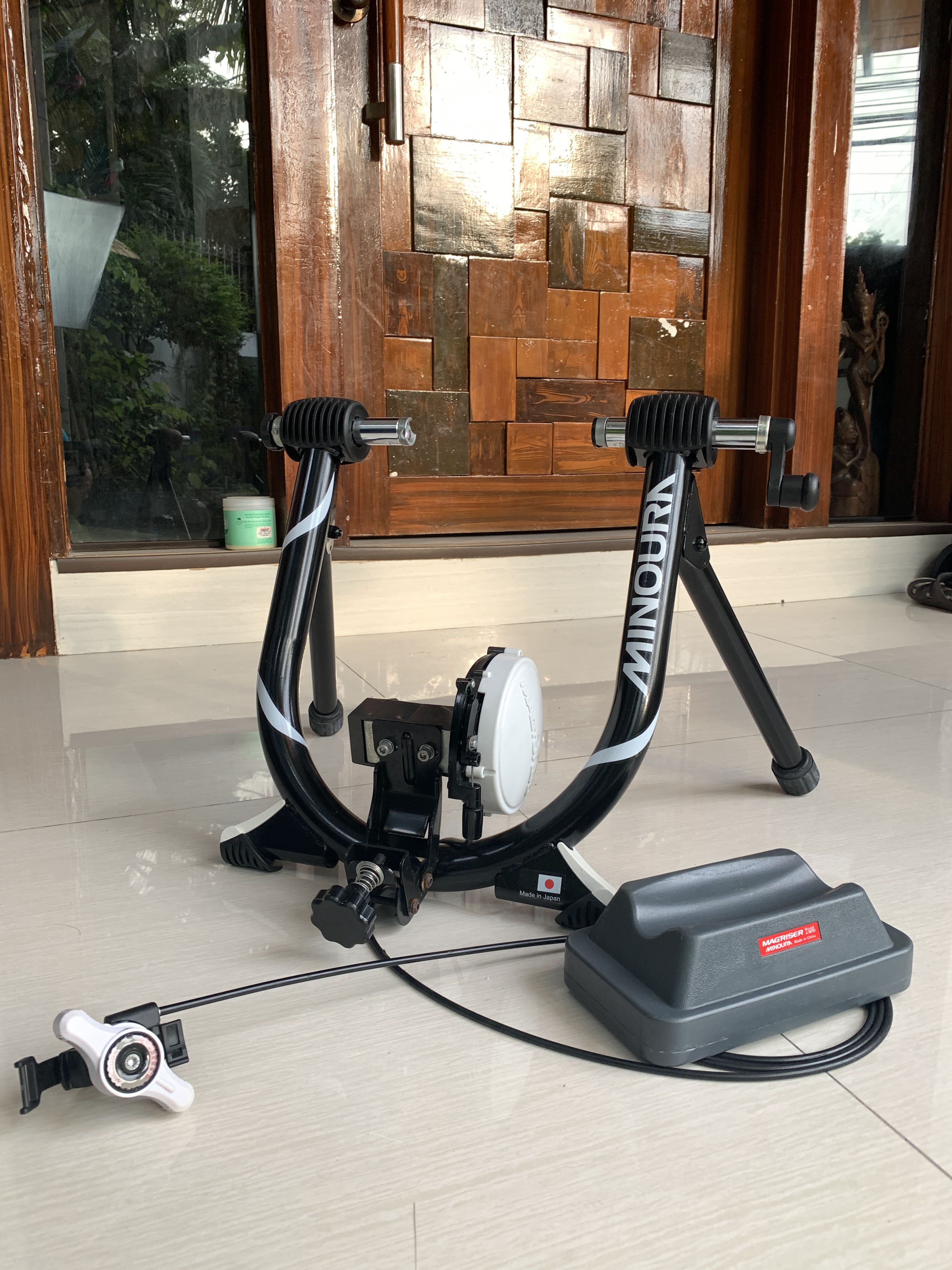 minoura mag riser