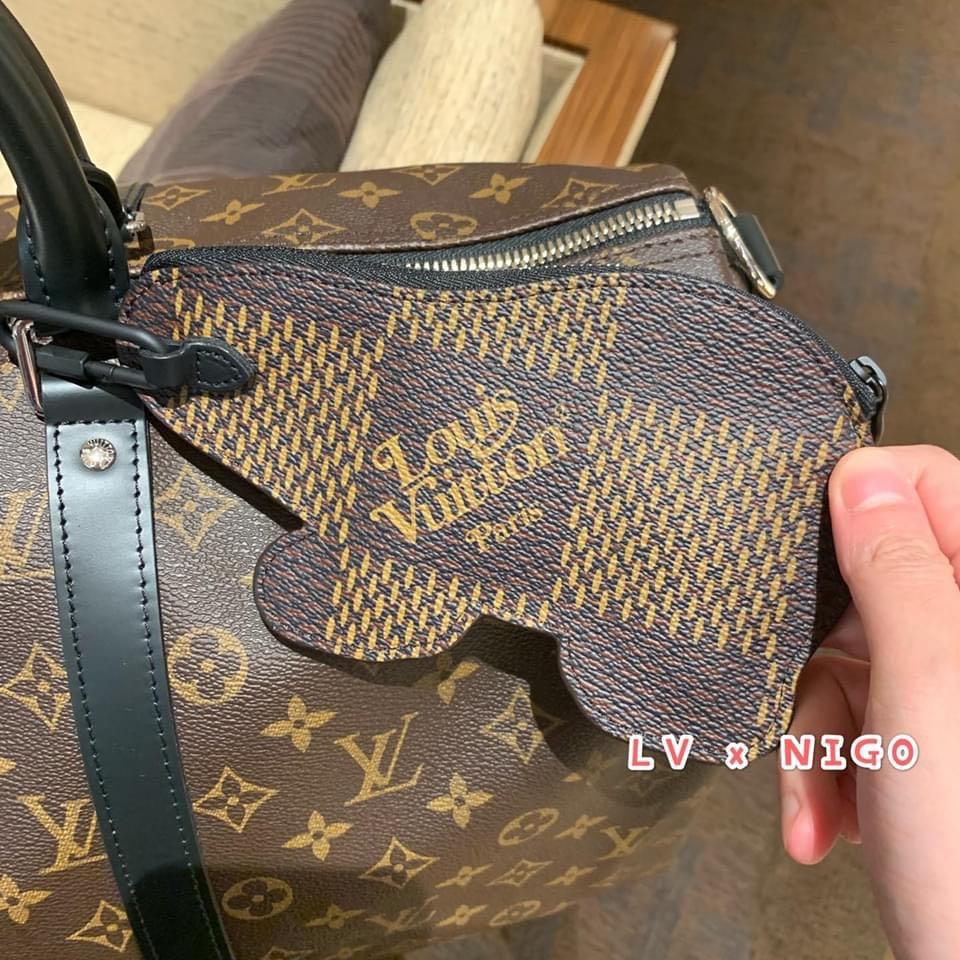 nigo humanmade x LV coin bag polar bear, 名牌, 手袋及銀包- Carousell