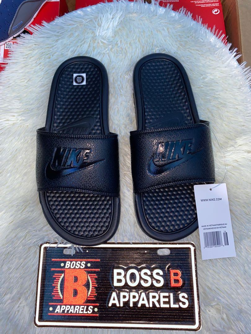 nike benassi triple black