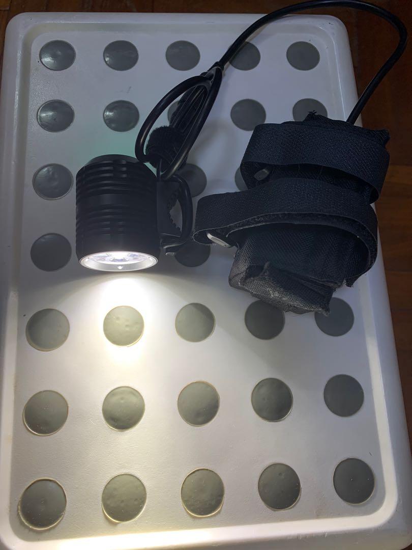 Bt40s light top