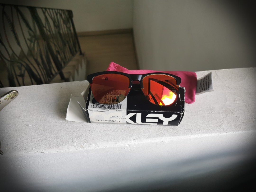 Oakley frogskins lite prizm ruby 2025