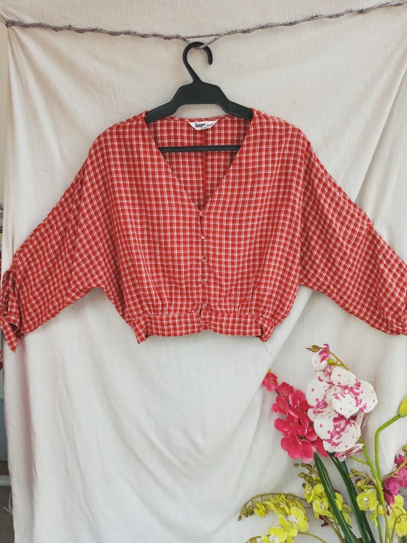 Orange-red plaid tie top (Category: Sleeveless) located in Quezon City. Submitted by gracebeejo (Listing ID 1040509410, Image 3). Description: fits s-m no issues good as new.