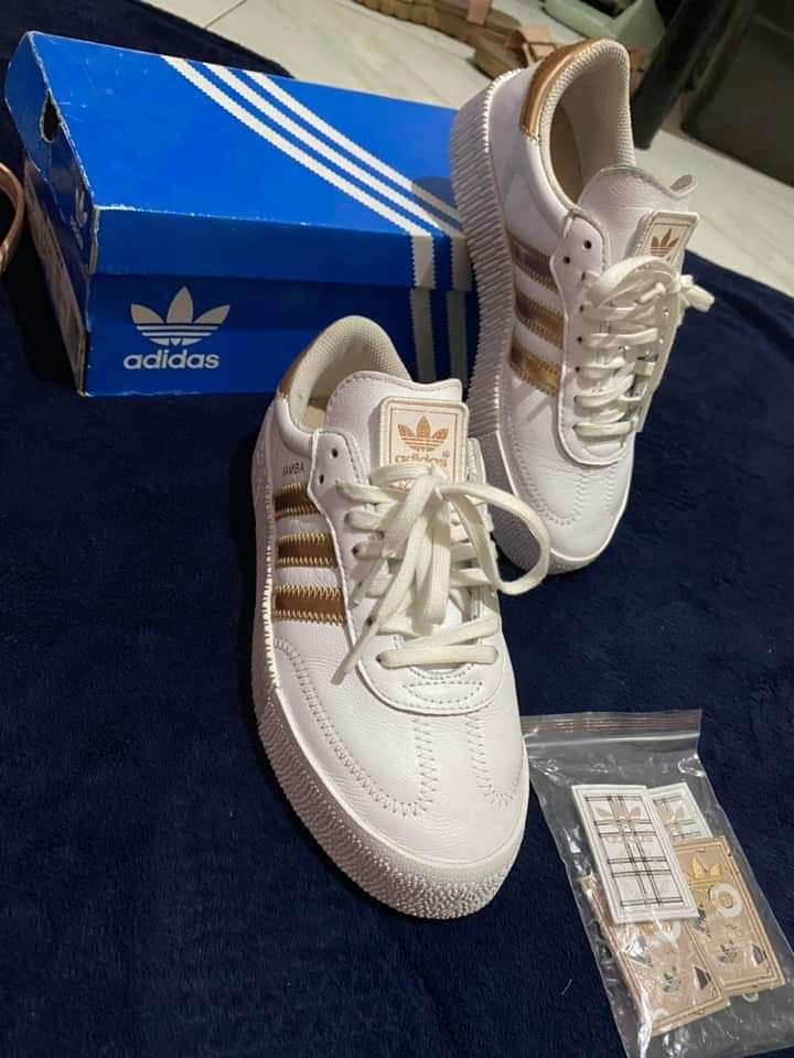 Adidas samba best sale rose metallic