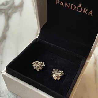 （分類：）位於 。 由 luxiewardrobe 提交（商品編號 1040448355，圖片 1）。簡介： 。