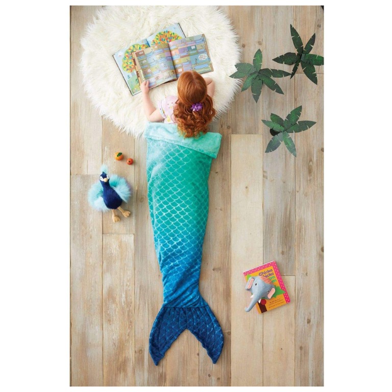 Pillowfort mermaid cheap blanket
