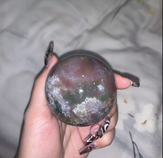 (Category: ) located in . Submitted by leschosesdeting (Listing ID 1040436975, Image 1). Description: .