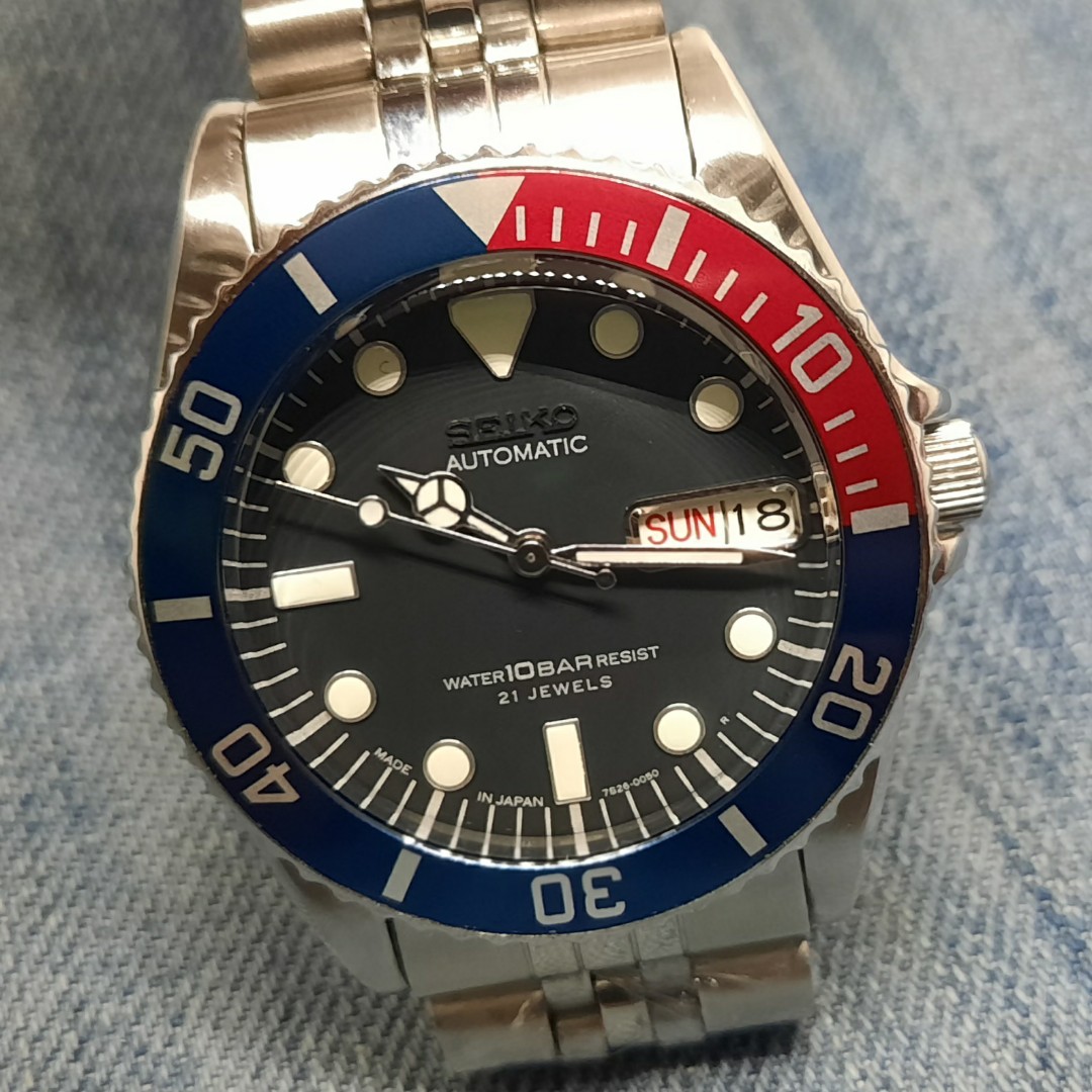 Seiko SKX025 Pepsi Modified 7S26-0050 21 Jewels Automatic Men's Watch,  Women's Fashion, Watches & Accessories, Watches on Carousell