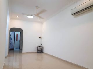 (Category: ) located in . Submitted by mumulanlan (Listing ID 1040575034, Image 1). Description: .