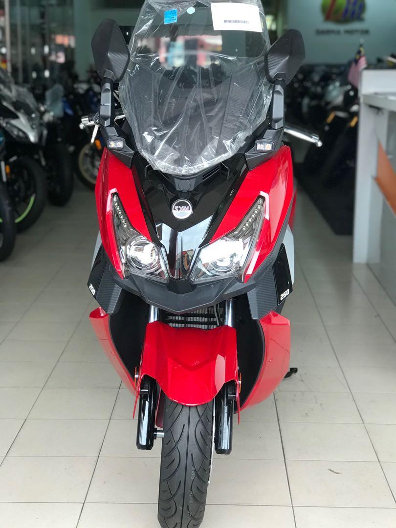 SYM CRUISYM 250 RED Motorbikes on Carousell