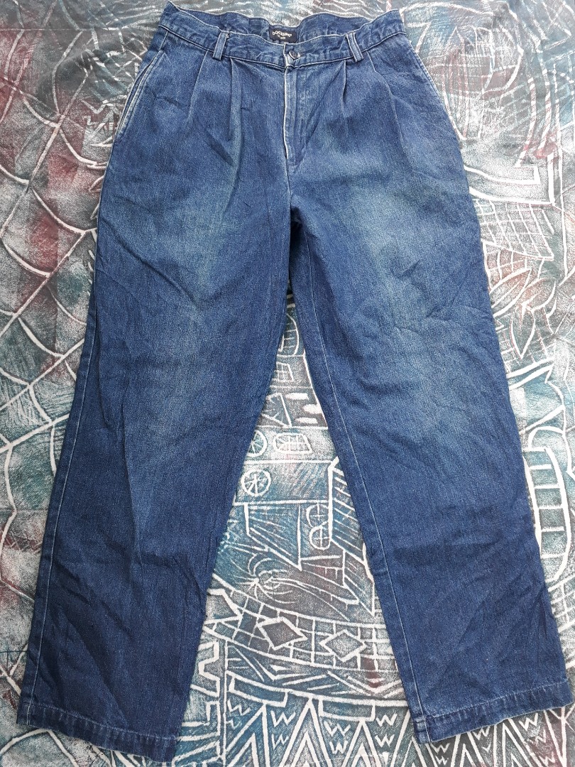 Dockers pleated hot sale jeans