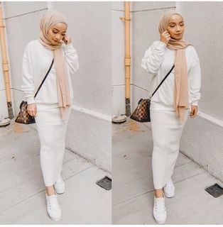 (Category: ) located in . Submitted by nadiahhh_ (Listing ID 1040481943, Image 1). Description: .
