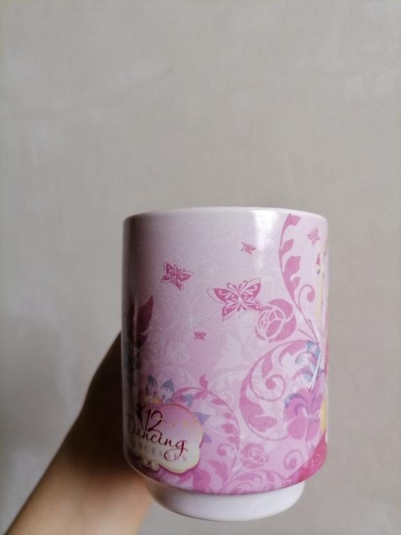 12 Dancing Princesses Mug (top) (Category: Other Kitchen Appliances) located in San Mateo. Submitted by Babyfume (Listing ID 1045991474, Image 3). Description: great quality thick and semi thermal mug (help keep your coffee or iced drinks in their temperature) has some weight to it, not cheap feeling no damage, stains or scratches suitable for ages 7 and above BUY 2 FOR 520 message for more details and pictures .