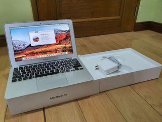 Apple MacBook Air (11 inches)