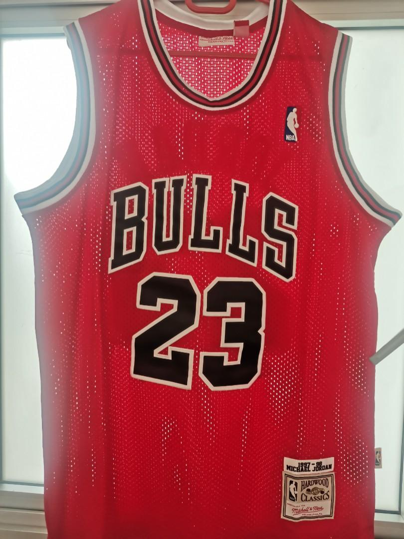 pink bulls jersey