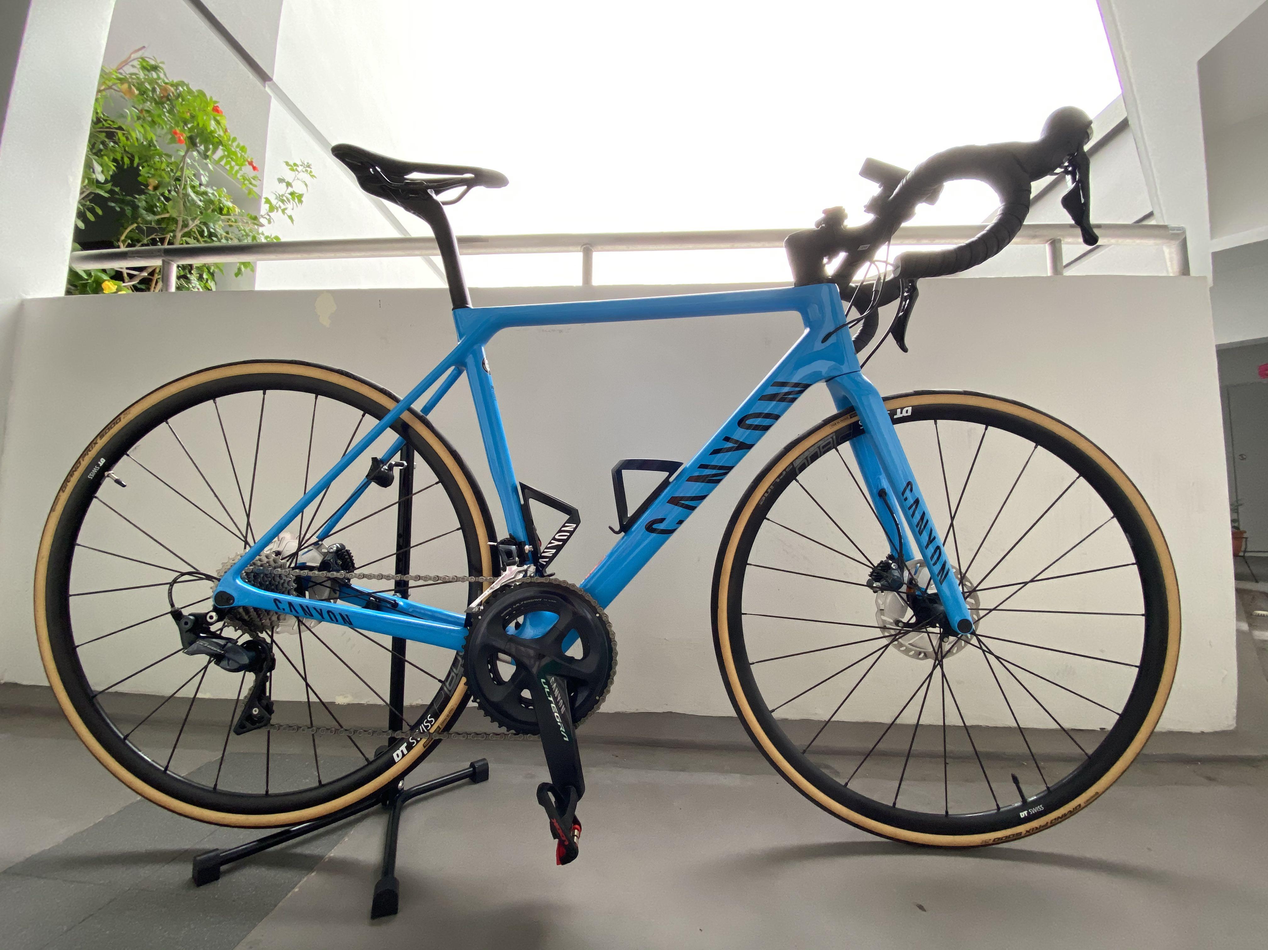 Canyon Ultimate CF SL 8.0 Medium 7.57 kg, Sports Equipment, Bicycles