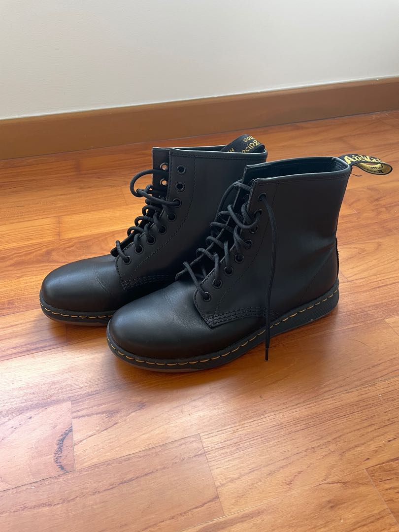 Dr marten newton black on sale