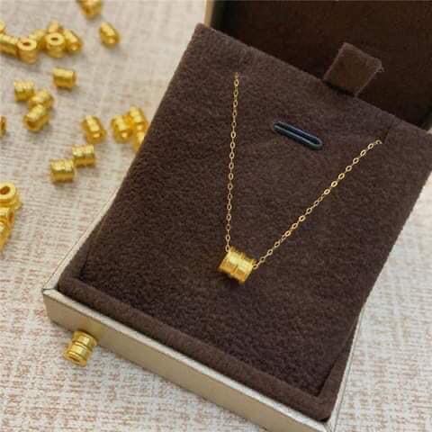 Lucky charm deals pendant necklace