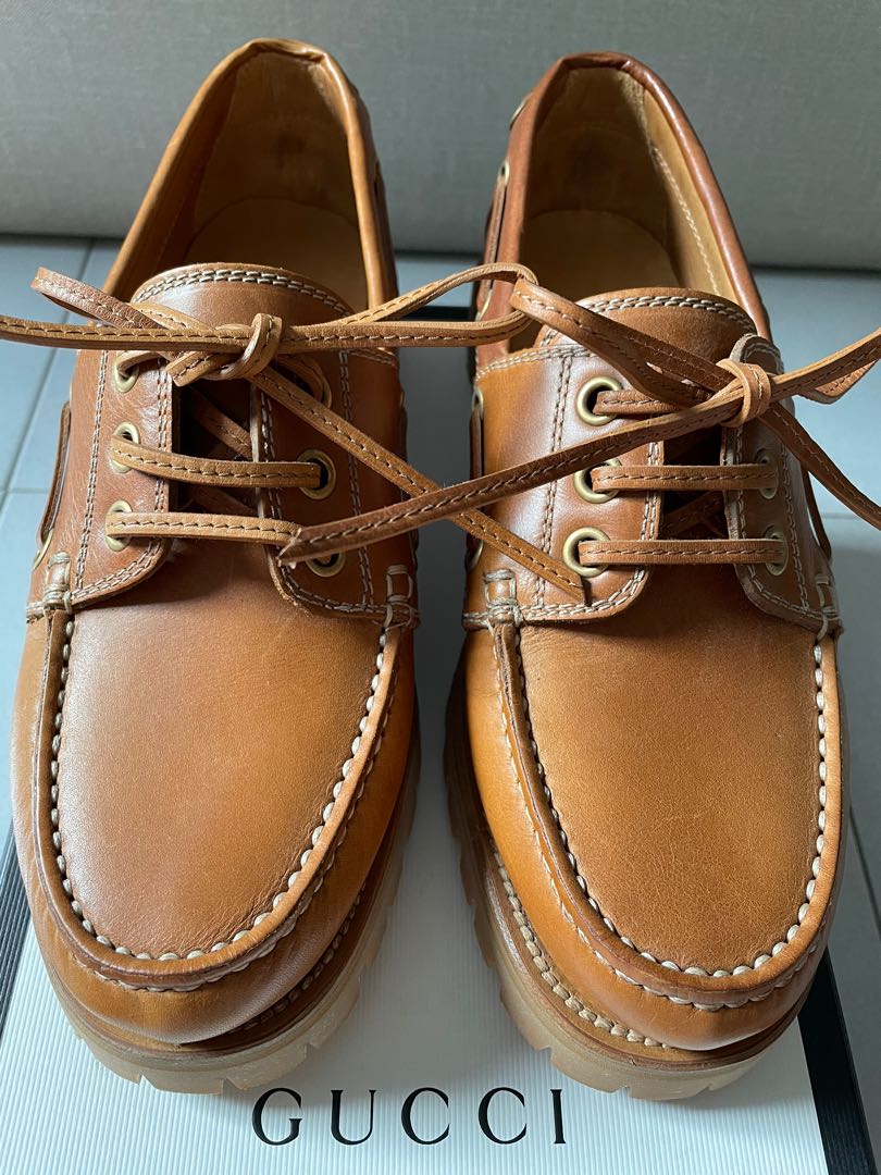 boat shoes gucci