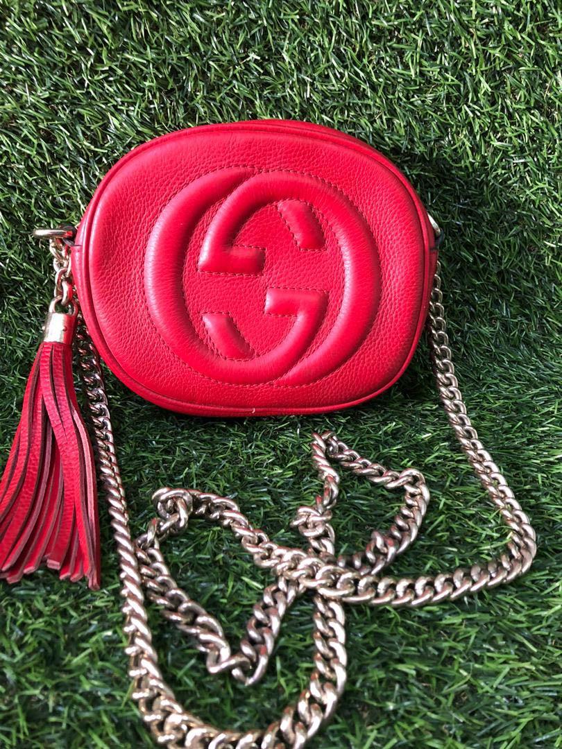 Gucci soho red leather chain crossbody bag, Women's Fashion, Bags & Wallets, Purses & Pouches on