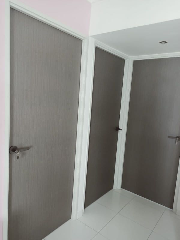(Category: ) located in . Submitted by ntdoors (Listing ID 1045960249, Image 1). Description: .