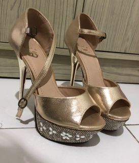 (Kategori: ) berada di . Dikirim oleh ayuuwidy (ID iklan 1045977481, Gambar 1). Deskripsi: .