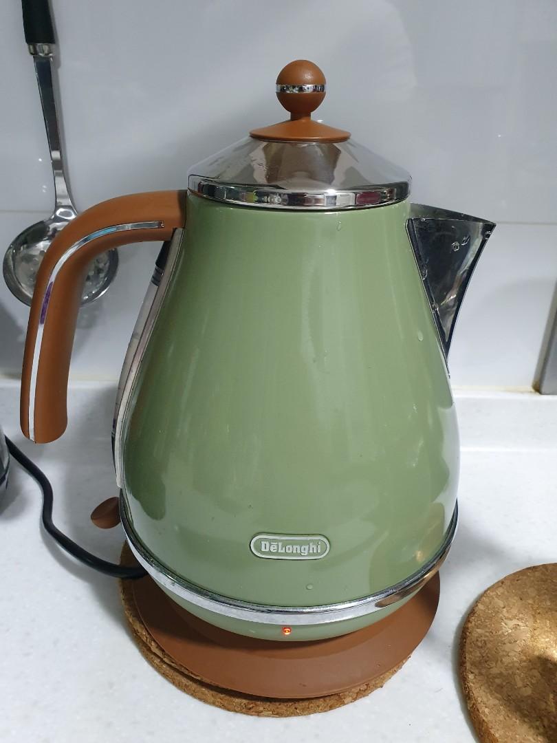 Icona Vintage Olive Green Kettle 1.0L, Furniture & Home Living