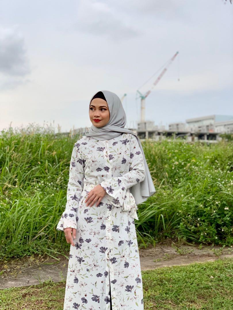 Floral abayas Clearance