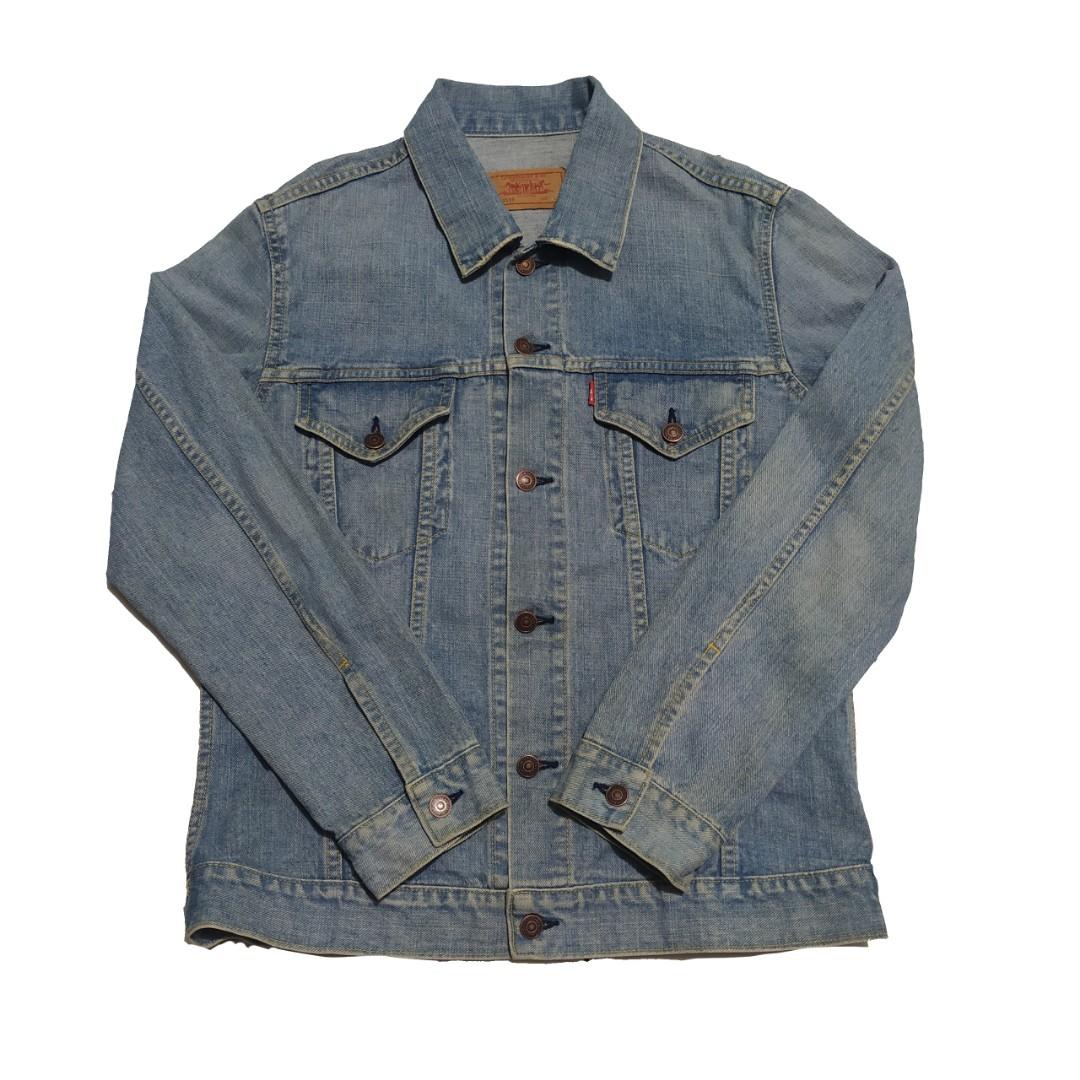 Jaket Levis trucker denim, Fesyen Pria 