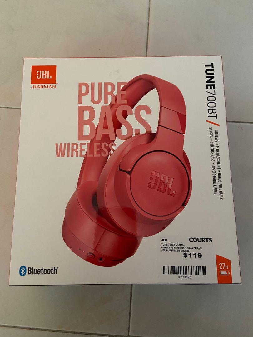 jbl earphones under 700