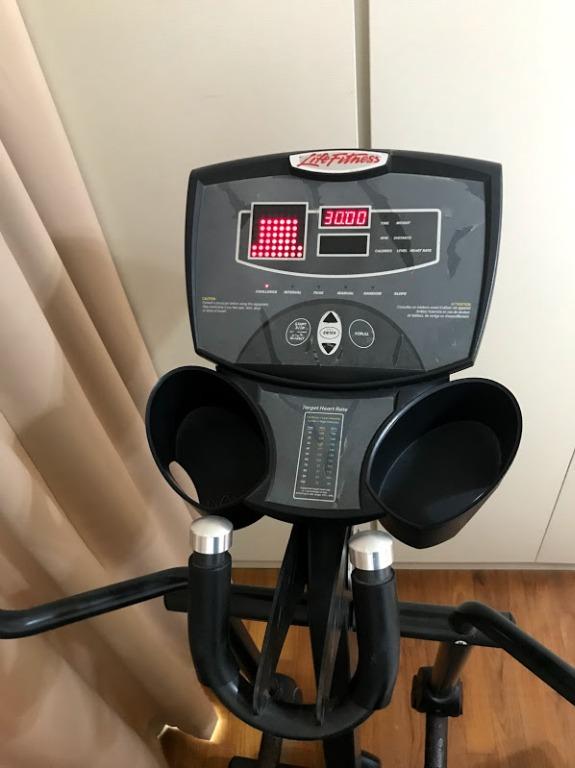 Life fitness x3 elliptical cross trainer discount