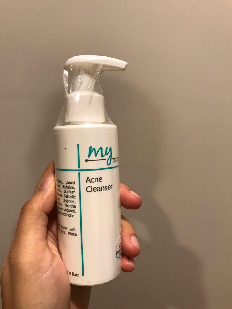 myclinic acne cleanser