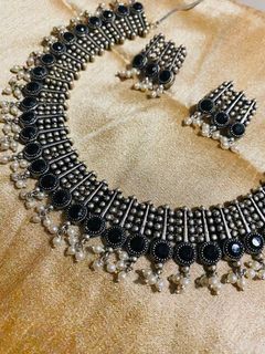 (Category: ) located in . Submitted by indianfashions (Listing ID 1046140278, Image 1). Description: .