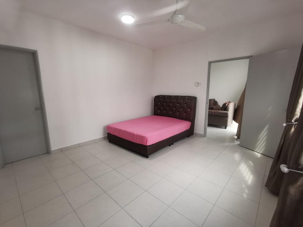 New Unit Pangsapuri Seri Utama Taman Puchong Utama 1000 Sqft 3r 2b Property Rentals On Carousell