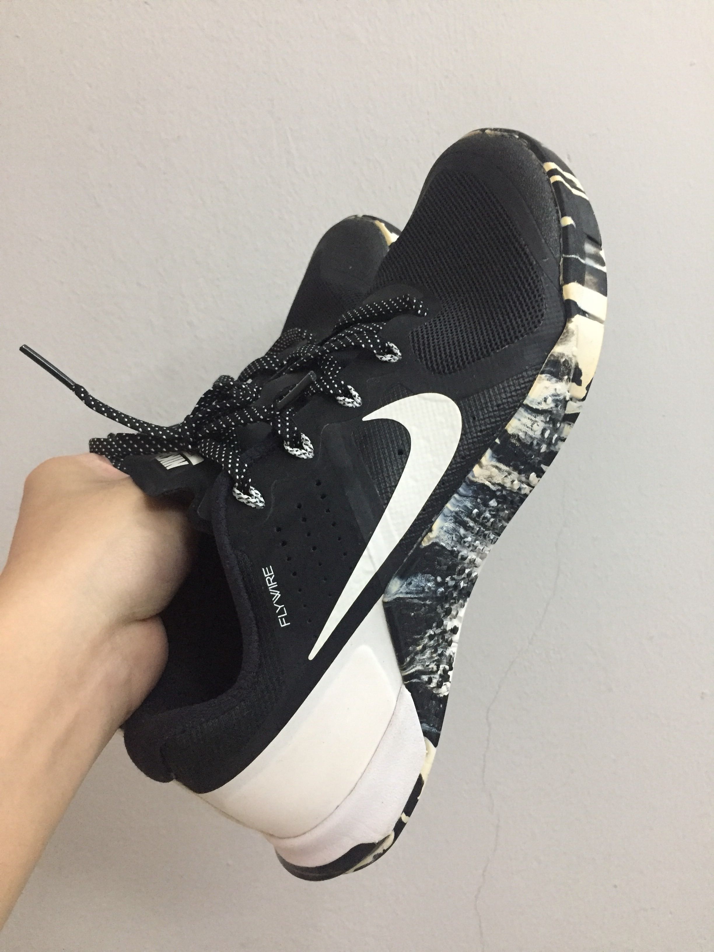 nike flywire running shoes