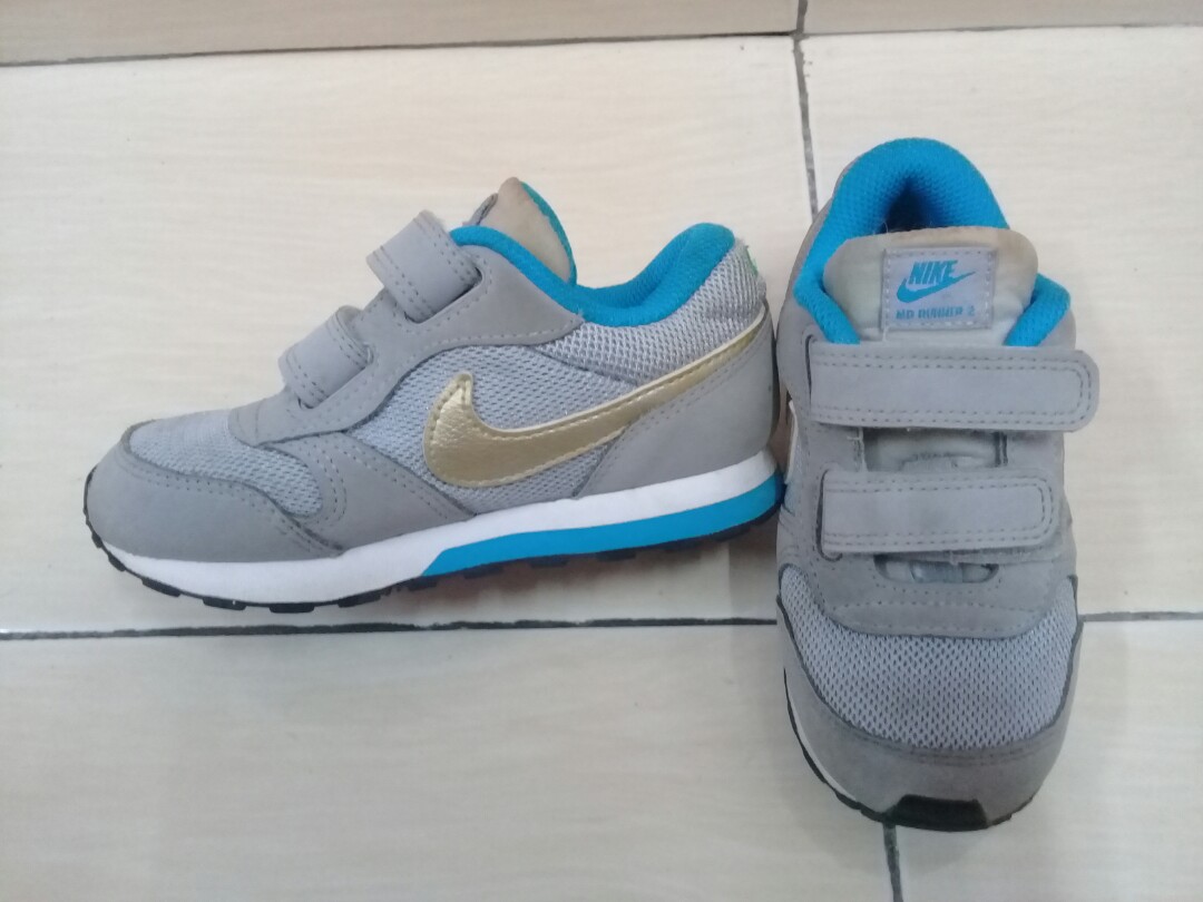 blue nike infant shoes