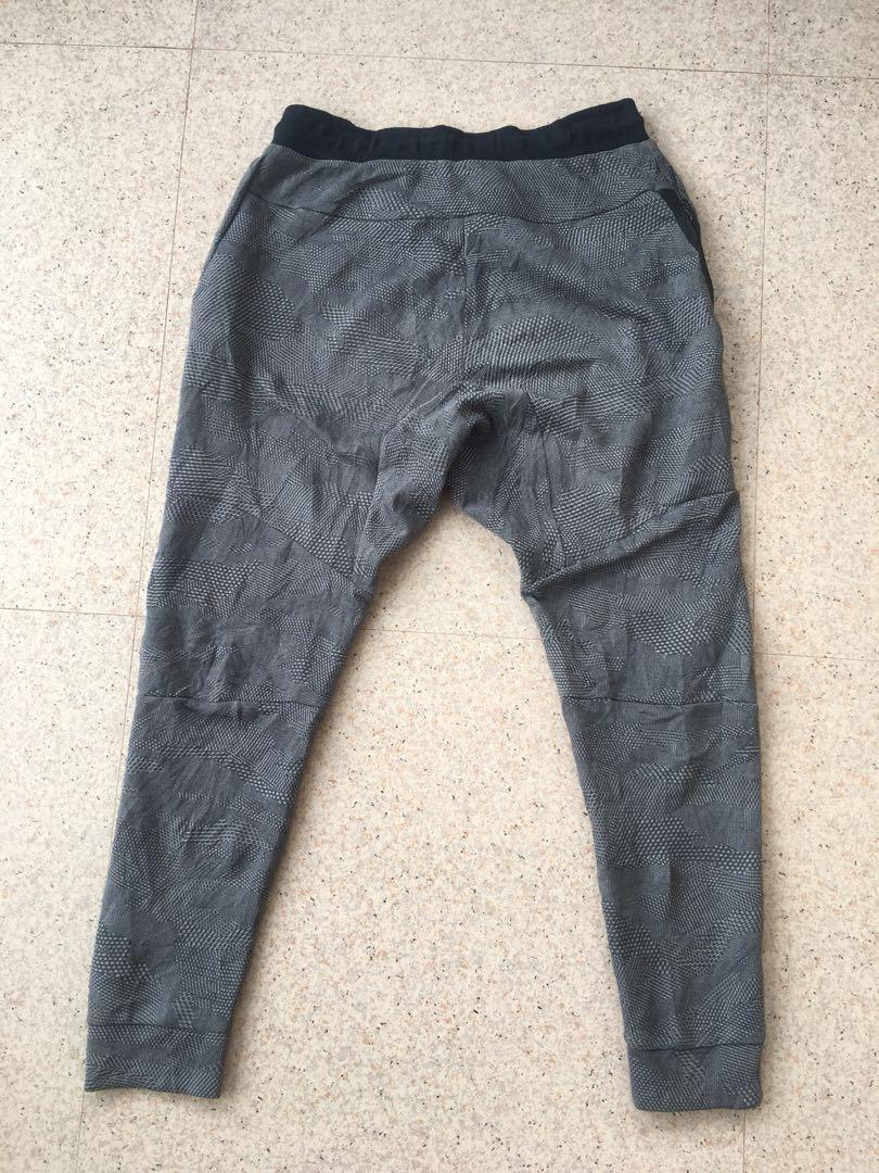 nike jogger jeans