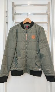（分類：）位於 。 由 lok016 提交（商品編號 1046157978，圖片 1）。簡介： 。