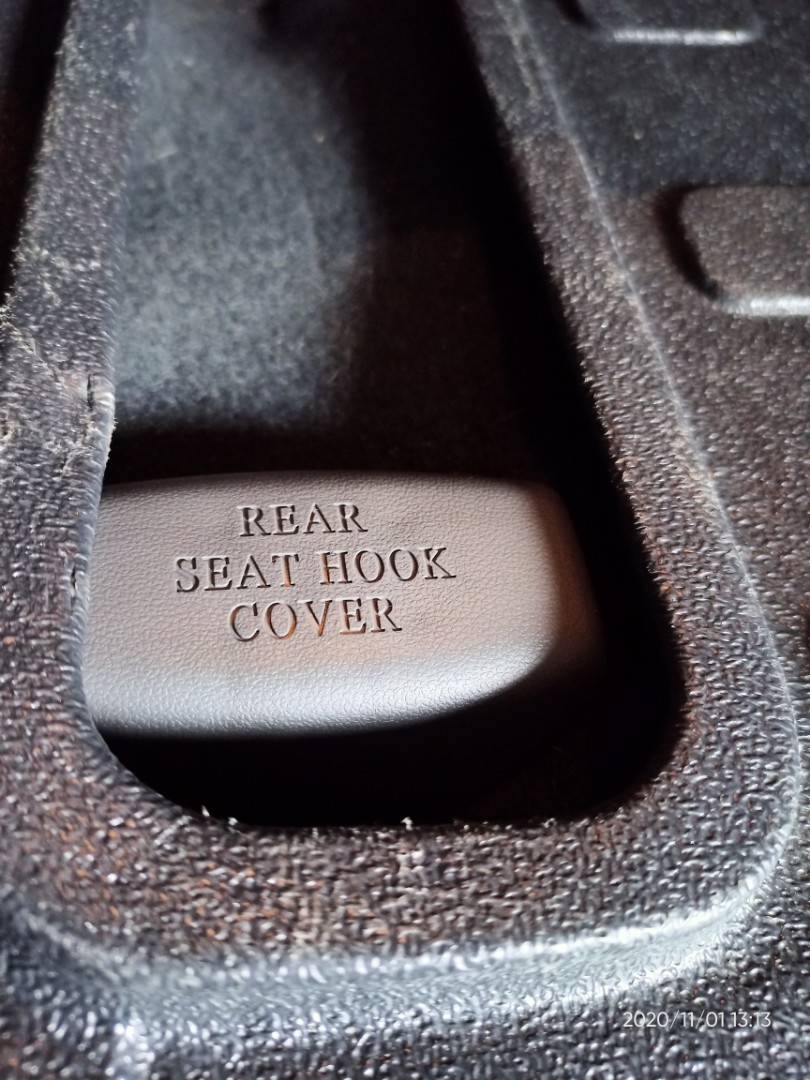 Rear seat hook cover cheap innova