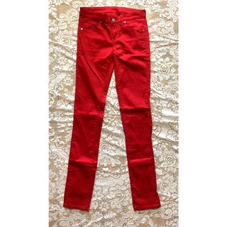 (Category: ) located in . Submitted by clothes_consignment (Listing ID 1046161618, Image 1). Description: .
